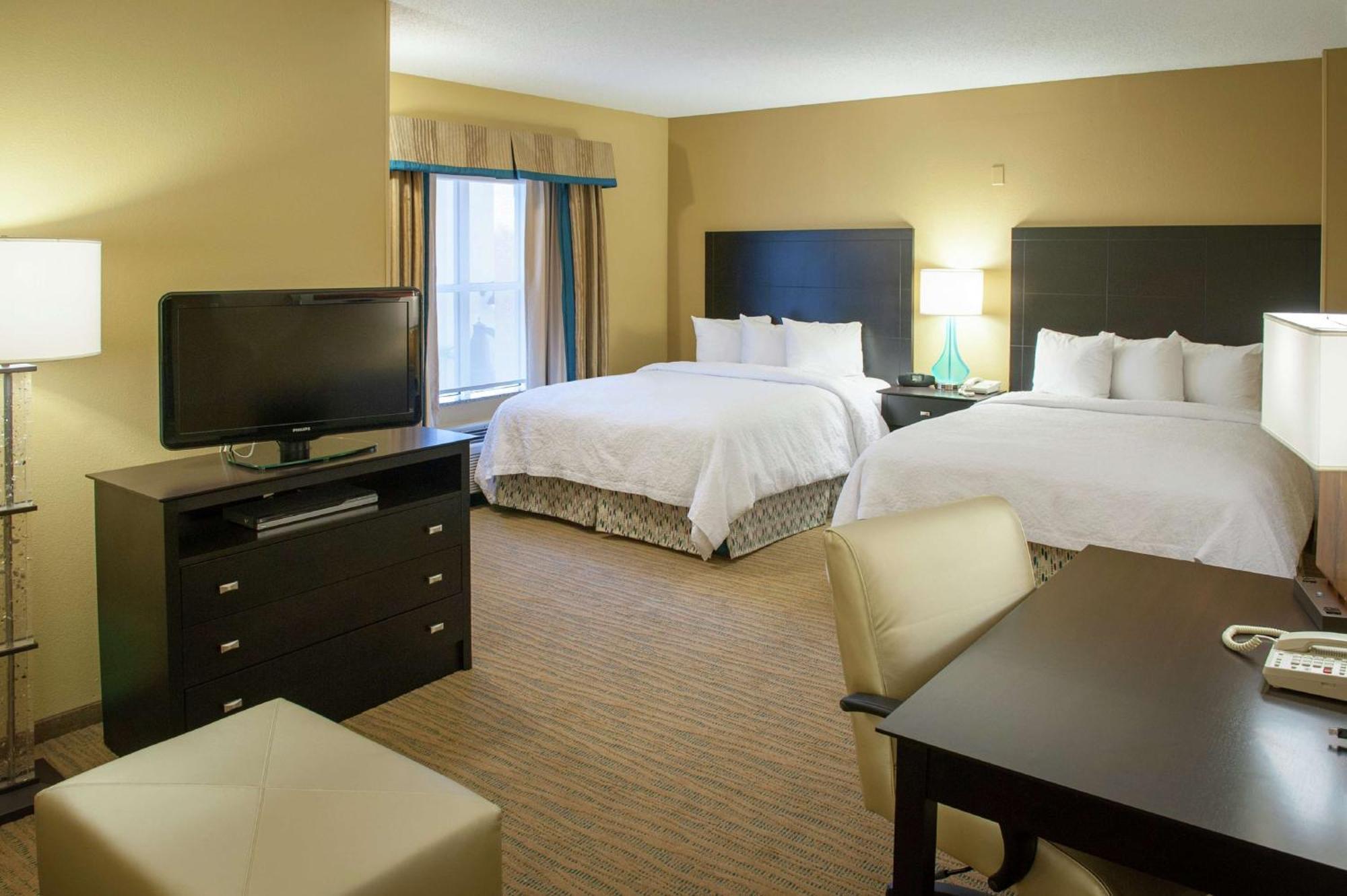 Hampton Inn & Suites St. Petersburg/Downtown מראה חיצוני תמונה